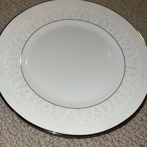 Waterford Ballet Icing Pearl salad plate 8inch
